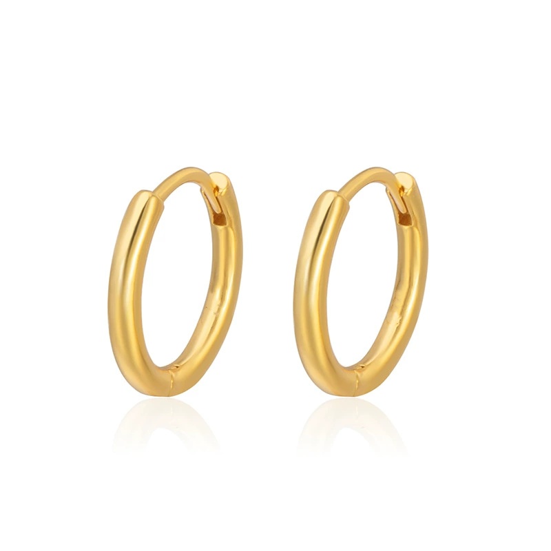 Everyday Huggie Hoops