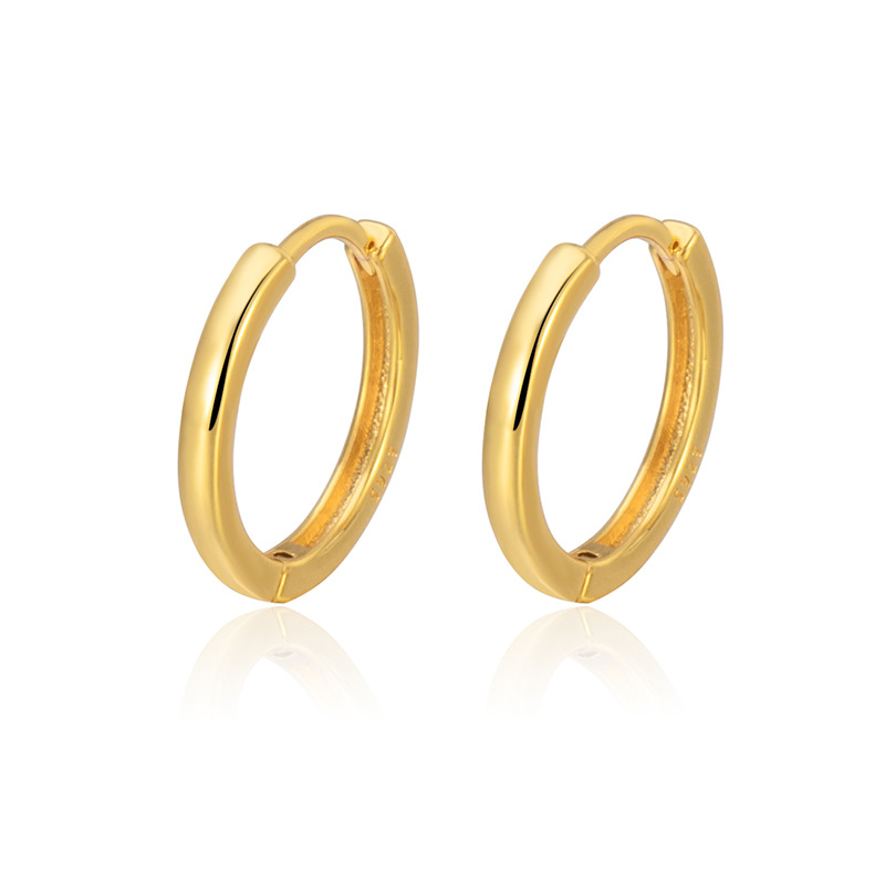 Everyday Huggie Hoops